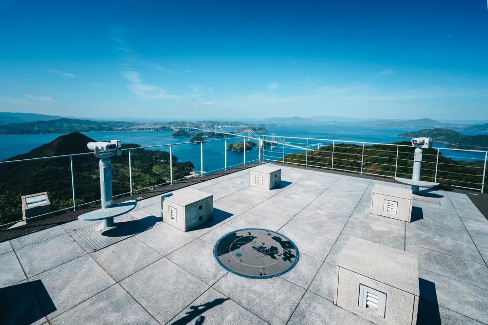 360度見渡せる亀老山展望台
