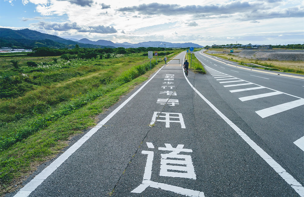 初心者・ファミリー向け。重信川サイクリングロード。