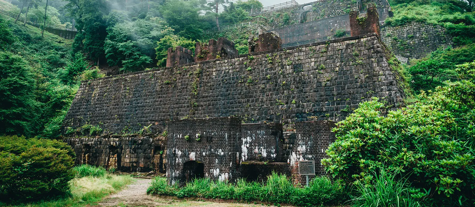 東洋のマチュピチュと呼ばれる東平の索道基地跡